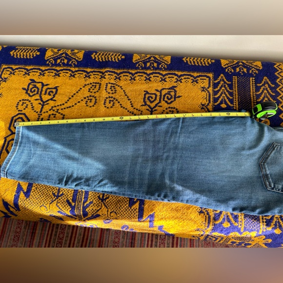 Two pair Kut from the Kloth Catherine Ankle Straight Leg Jeans. Sz. 14 - Picture 8 of 8